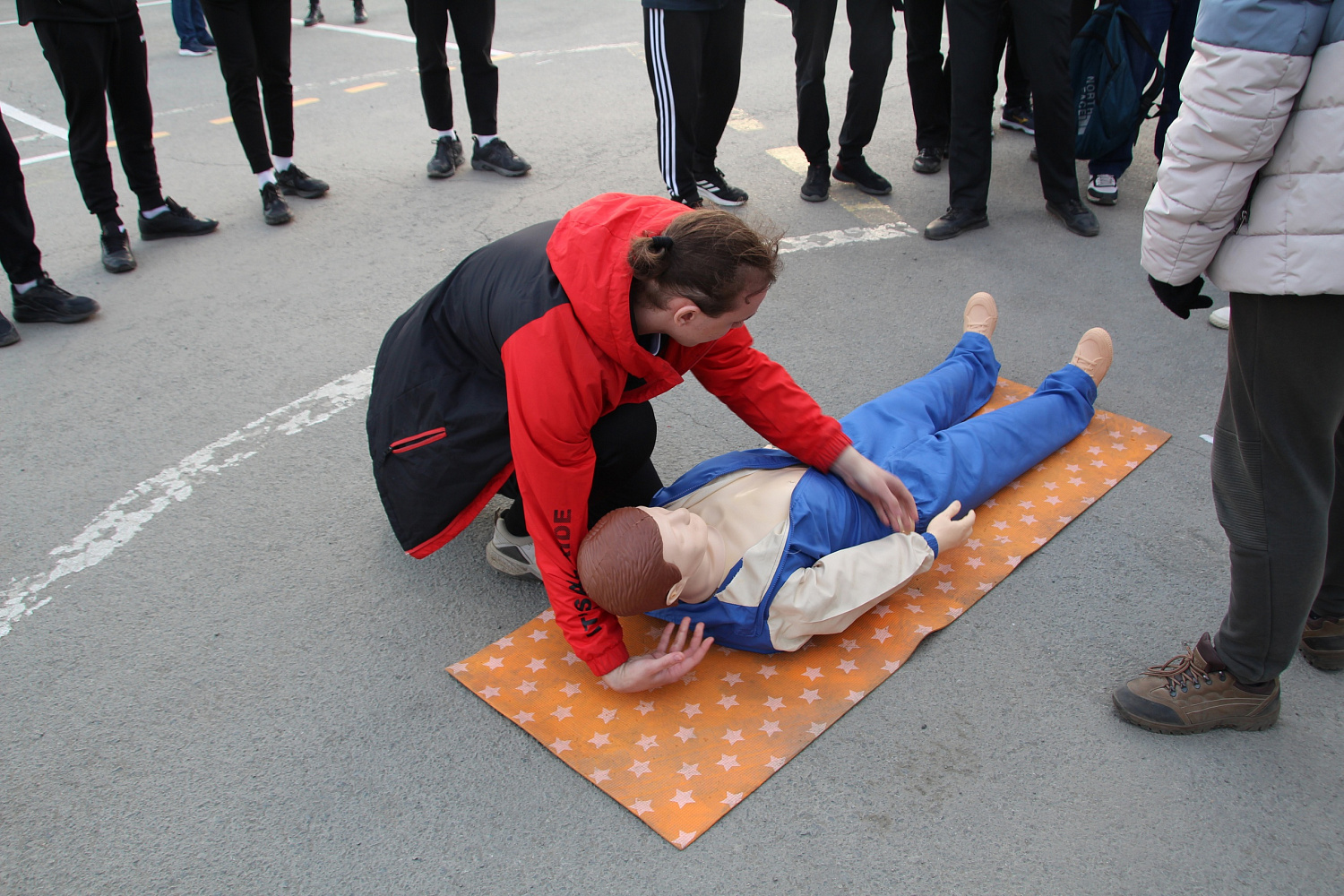 Учить безопасности на практике!